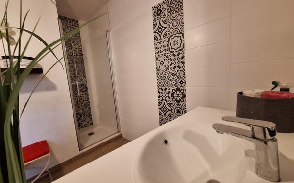 Maison à vendre    5 pièces •  Locquirec