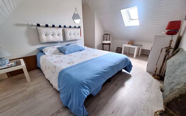 Maison à vendre    5 pièces •  Locquirec