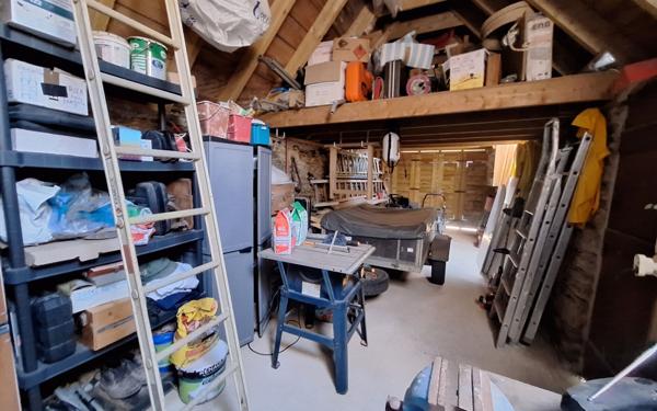 Maison à vendre    5 pièces •  Locquirec