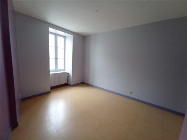 Immeuble à vendre |  Jonzac |  240 m²