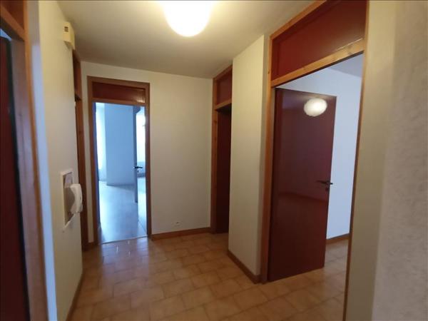 Immeuble à vendre |  Jonzac |  240 m²