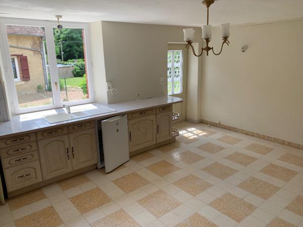 Maison de 2 pièces à louer à CLOYES LES TROIS RIVIERES (28220).