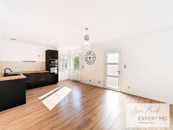 Roussillon (38150) **A vendre - Maison lumineuse et rénovée & sous-sol complet à exploiter idéalement située à Roussillon**