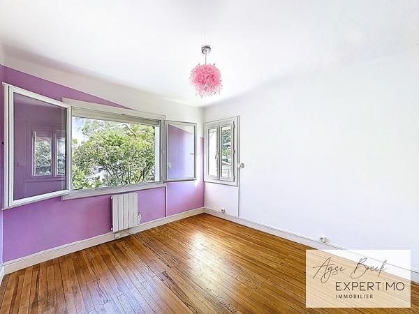 Roussillon (38150) **A vendre - Maison lumineuse et rénovée & sous-sol complet à exploiter idéalement située à Roussillon**