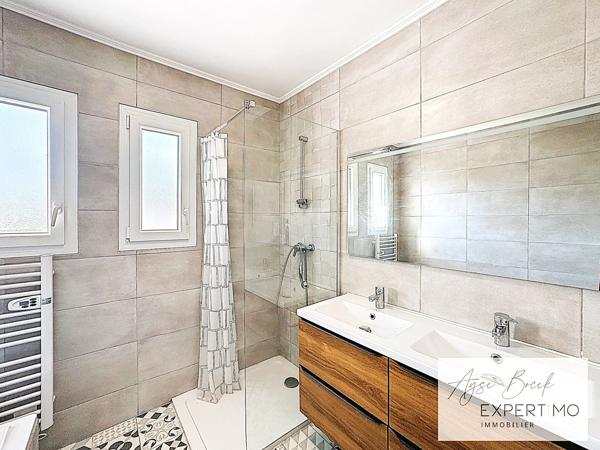 Roussillon (38150) **A vendre - Maison lumineuse et rénovée & sous-sol complet à exploiter idéalement située à Roussillon**