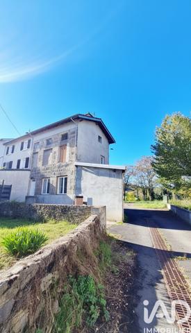 Maison à vendre 4 pièces 115 m² Saint-Genest-Lerpt