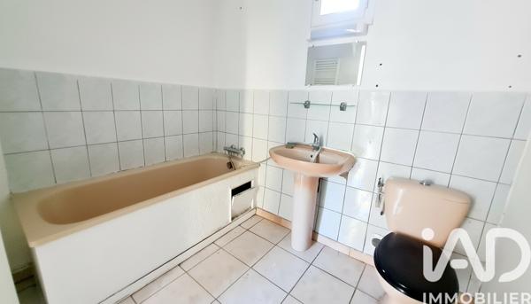 Maison à vendre 4 pièces 115 m² Saint-Genest-Lerpt