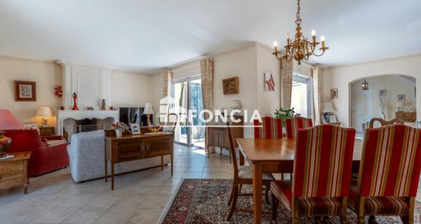 À vendre Maison 6 pièces 186 m² - Angoulins 17690