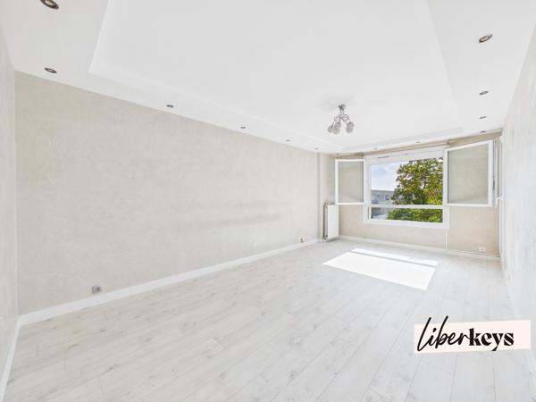 Plaisir – Appartement 3 pièces lumineux de 71 m² avec balcon et box fermé en sous-sol