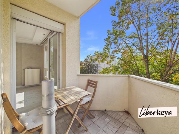 Plaisir – Appartement 3 pièces lumineux de 71 m² avec balcon et box fermé en sous-sol