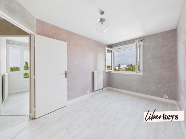 Plaisir – Appartement 3 pièces lumineux de 71 m² avec balcon et box fermé en sous-sol