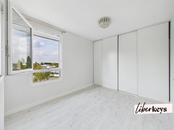 Plaisir – Appartement 3 pièces lumineux de 71 m² avec balcon et box fermé en sous-sol