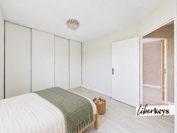 Plaisir – Appartement 3 pièces lumineux de 71 m² avec balcon et box fermé en sous-sol