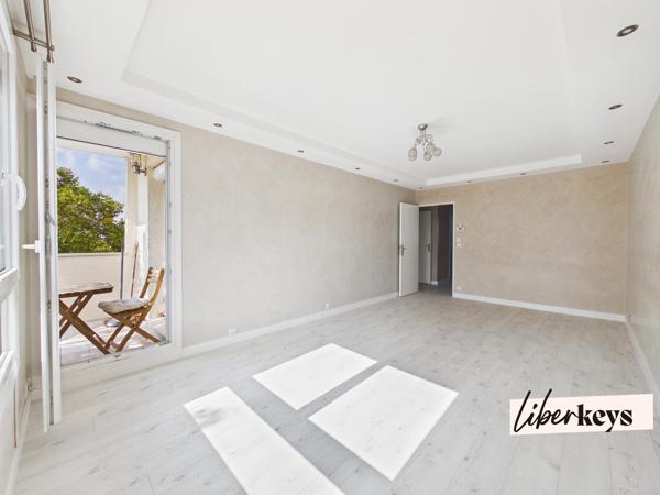 Plaisir – Appartement 3 pièces lumineux de 71 m² avec balcon et box fermé en sous-sol