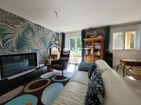 MAISON ENTIEREMENT RENOVEE - 3 CHAMBRES ET GARAGE