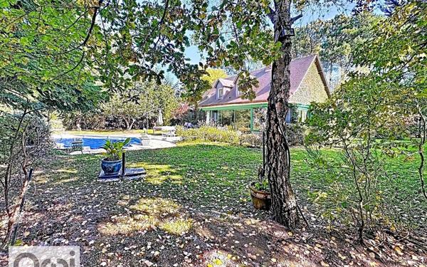 Maison à louer    6 pièces • 180 m2 Guécélard