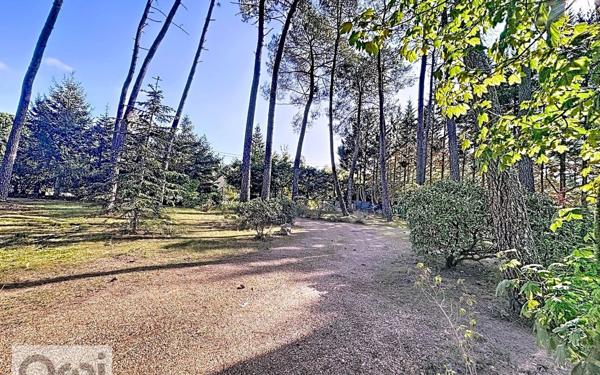 Maison à louer    6 pièces • 180 m2 Guécélard