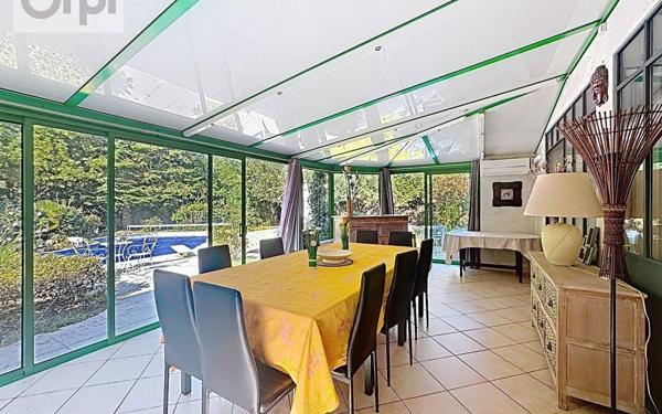 Maison à louer    6 pièces • 180 m2 Guécélard