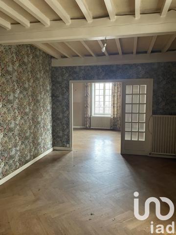 Maison traditionnelle 8 pièces de 245 m² à Sorbiers (42290)