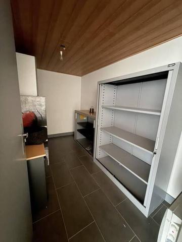 Local 19 Boulevard Saint Louis