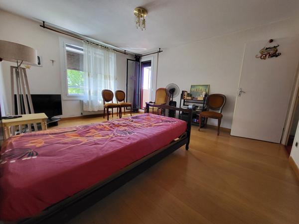 Toulouse Basso Cambo T2 (50 m2)  Parking Loggia Cave