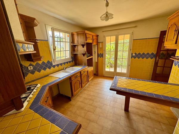 Maison Poulx 5 pièce(s) 125.57 m2