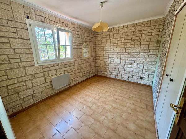 Maison Poulx 5 pièce(s) 125.57 m2