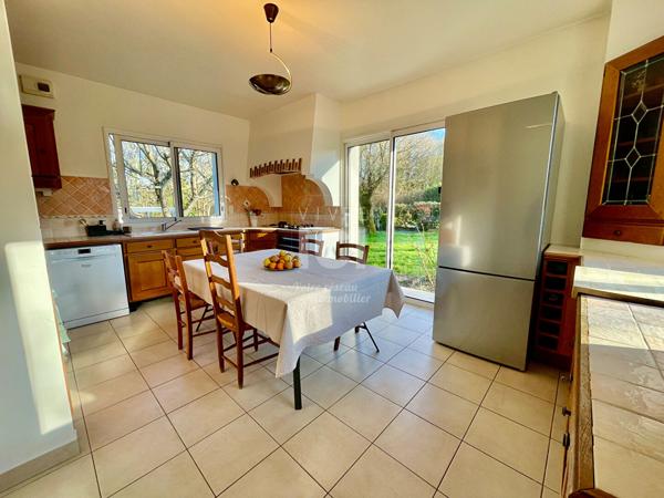 DEMEURE - La Chapelle Sur Erdre - 8 chambres - 311m²