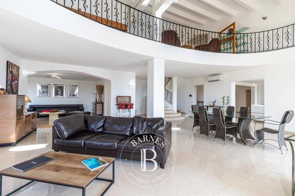Vallauris, Villa 4 Chambres -  270 m² à vendre