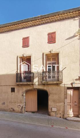 Poussan – Maison de village traversante avec grand garage