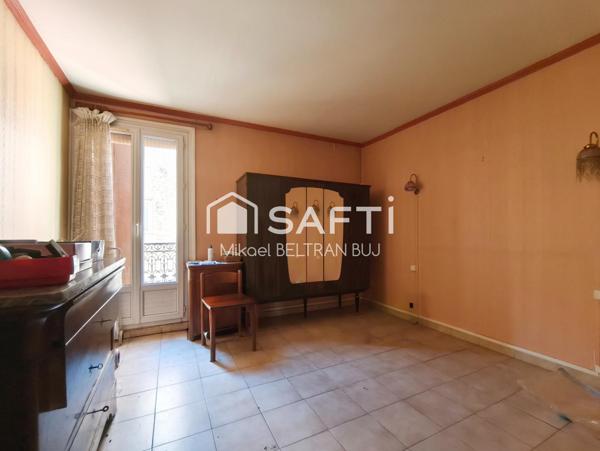 Poussan – Maison de village traversante avec grand garage