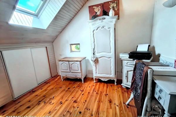 AU CALME, A  5 MIN DE LA ZONE COMMERCIALE, MAISON DE CHARME AVEC PISCINE ET DEPENDANCES