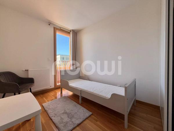 Duplex meublé dernier étage 107 m² avec terrasse de 130 m² et piscine, Lyon 7e