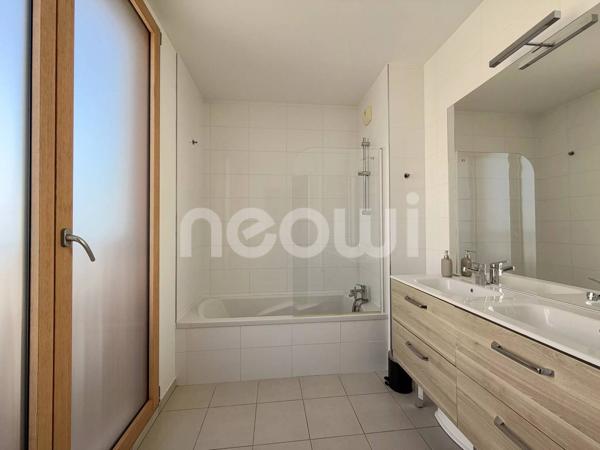 Duplex meublé dernier étage 107 m² avec terrasse de 130 m² et piscine, Lyon 7e