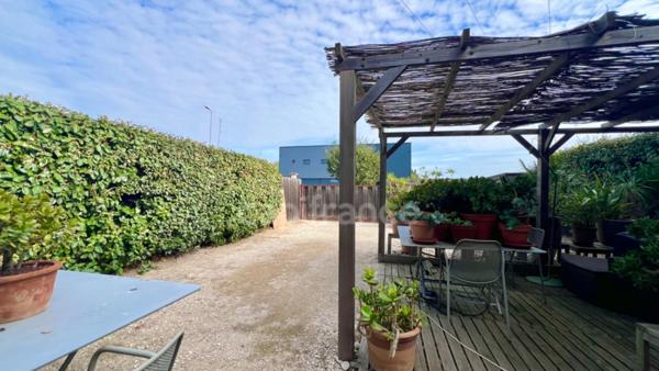 Loft d’artiste plain-pied - Local toutes activités à vendre AIGUES MORTES (30)