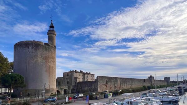 Loft d’artiste plain-pied - Local toutes activités à vendre AIGUES MORTES (30)