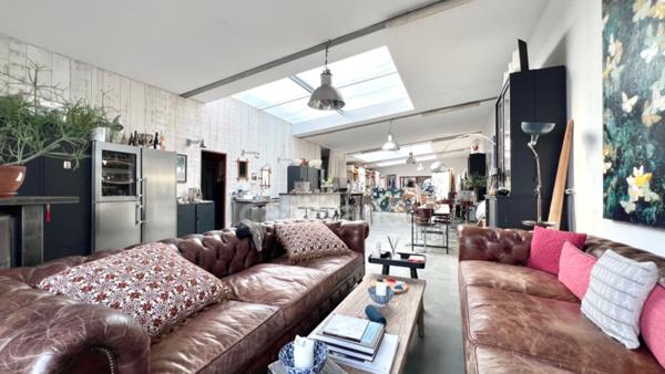 Loft d’artiste plain-pied - Local toutes activités à vendre AIGUES MORTES (30)