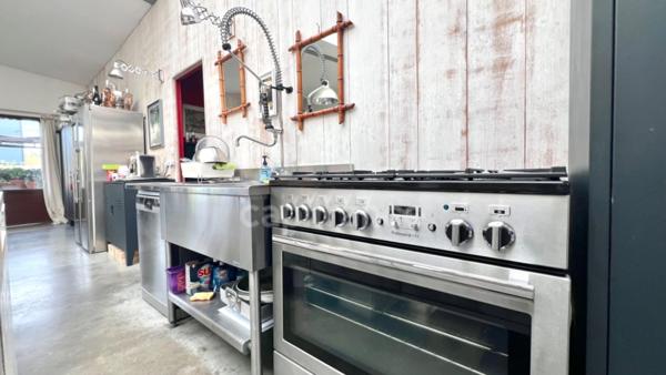 Loft d’artiste plain-pied - Local toutes activités à vendre AIGUES MORTES (30)