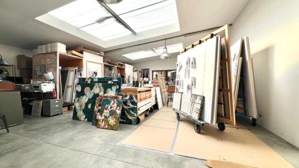 Loft d’artiste plain-pied - Local toutes activités à vendre AIGUES MORTES (30)