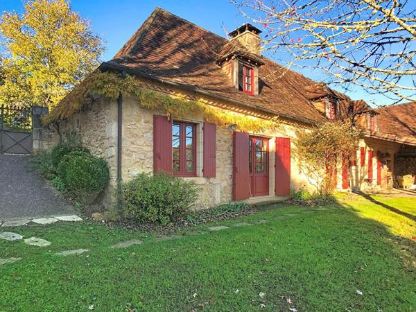 Magnifique ensemble en pierre avec gîte et studio
