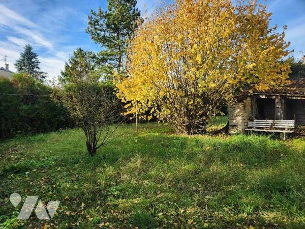 À VENDRE À CHAMPIGNOL-LEZ-MONDEVILLE - MAISON FAMILIALE AVEC HANGAR DE 200 M²

Située à Champ...