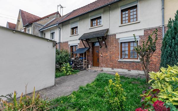 Maison à vendre    6 pièces •  Saint-Quentin