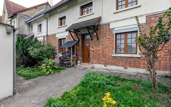 Maison à vendre    6 pièces •  Saint-Quentin