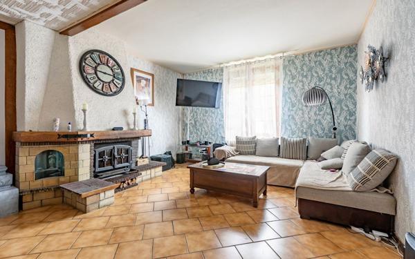 Maison à vendre    6 pièces •  Saint-Quentin