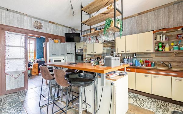 Maison à vendre    6 pièces •  Saint-Quentin