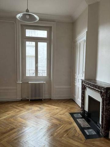 Appartement 4 pièces                                        - 42000 Saint-Étienne Réf : 13047