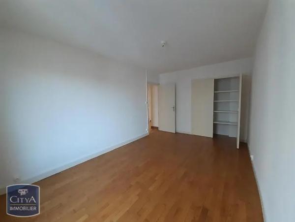 Appartement à louer 3 pièces 72.68m²