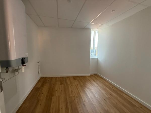 Appartement Bourgeois T4 dans résidence avec ascenseur