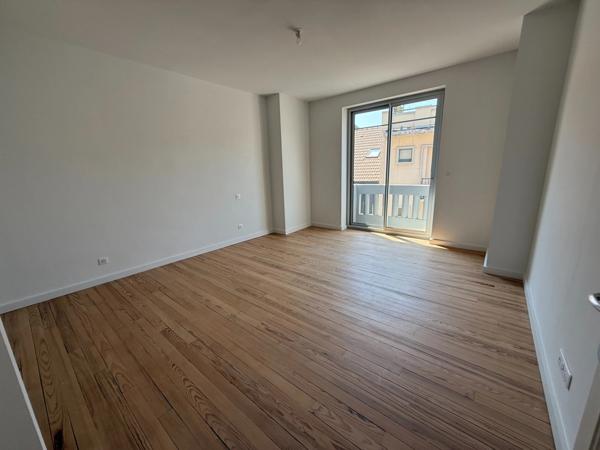 Appartement Bourgeois T4 dans résidence avec ascenseur