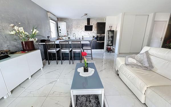 Appartement à vendre    3 pièces • 64 m2 Mornant